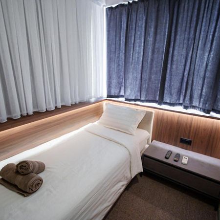 Binta Hostel Вранє Екстер'єр фото