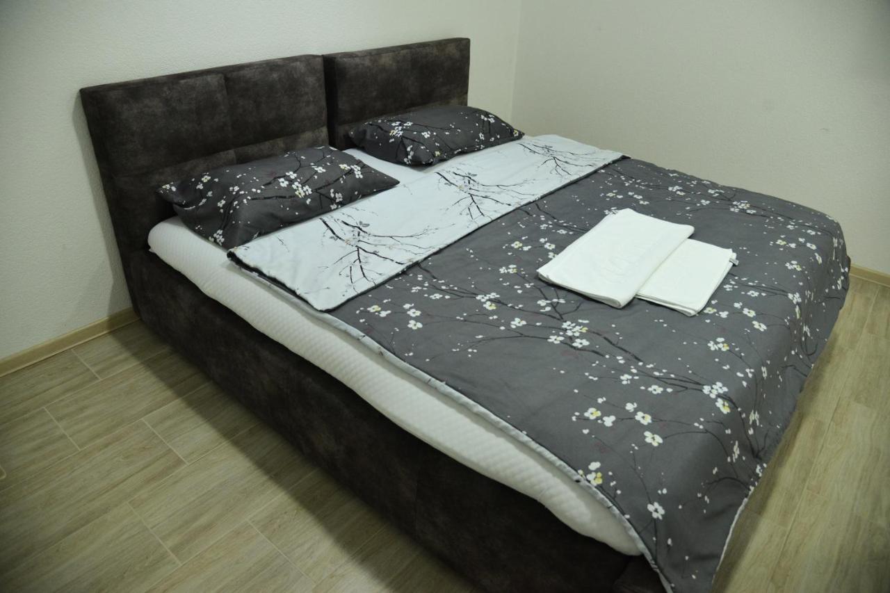Binta Hostel Вранє Екстер'єр фото