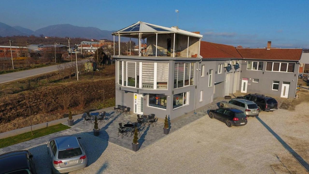 Binta Hostel Вранє Екстер'єр фото